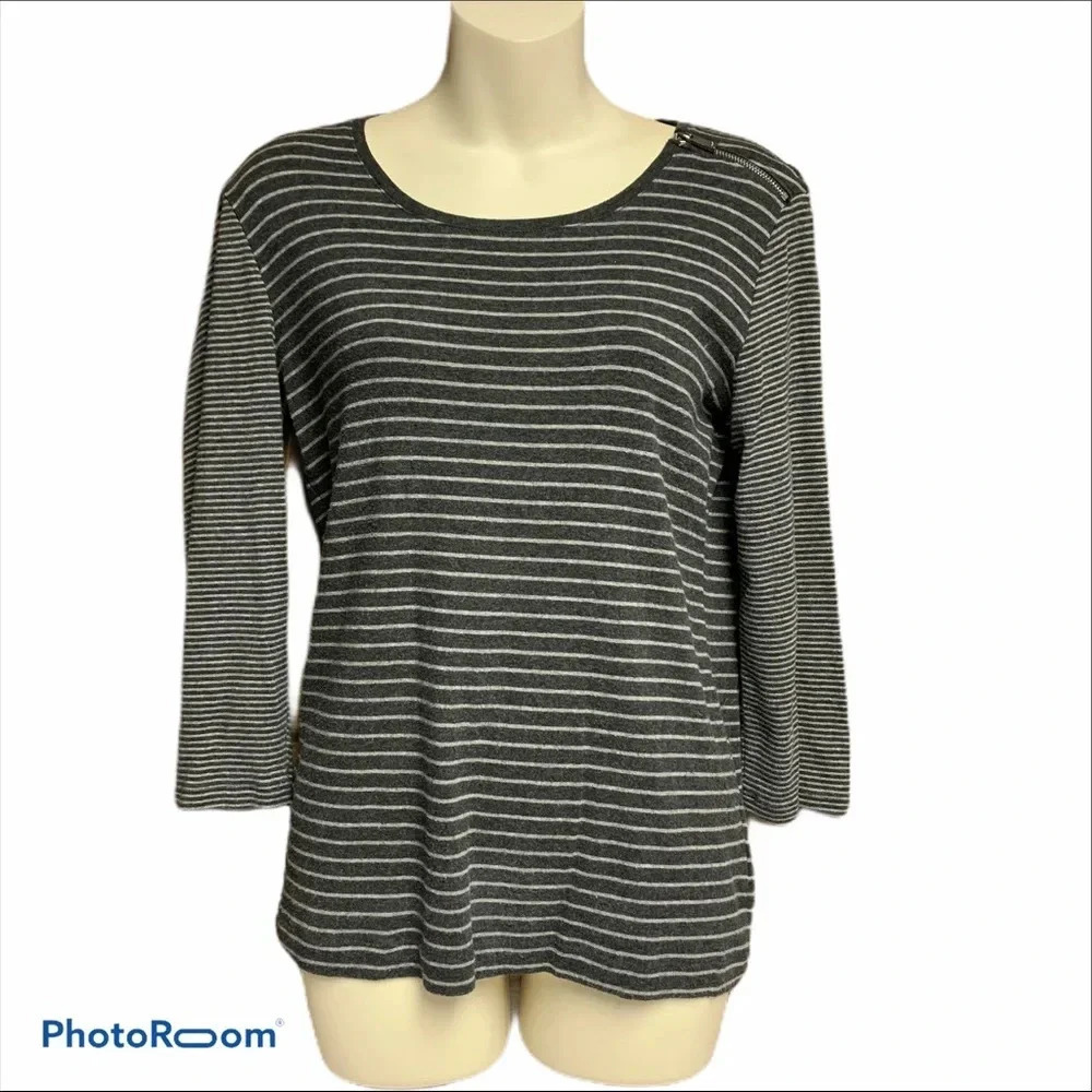 Jones New York gray striped top size M
